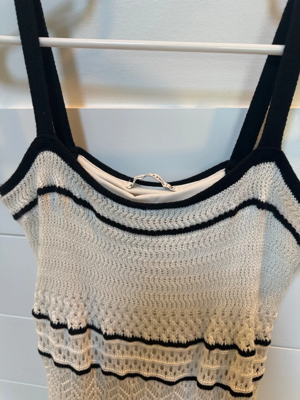 Abercrombie & Fitch Cream Maxi Crochet Dress with Black Stripes - Picture 4 of 4
